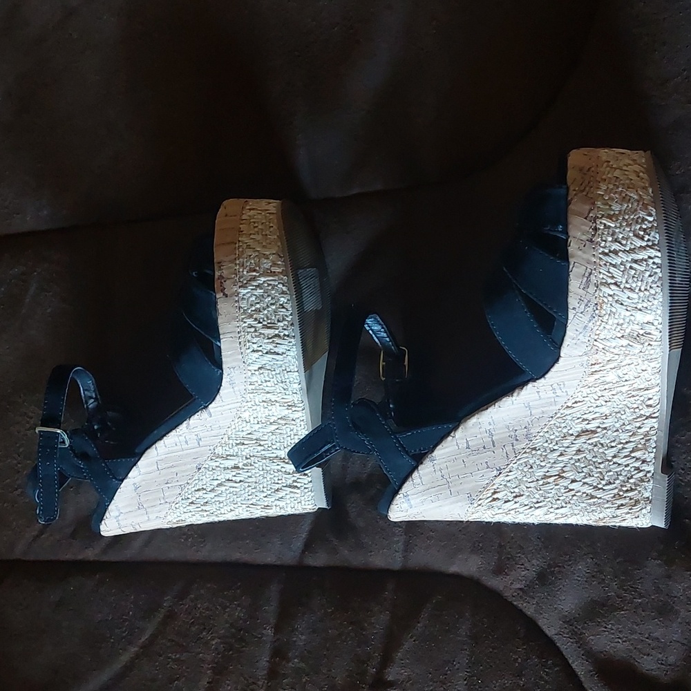 Platform Open Toe Heels - Picture 2 of 9